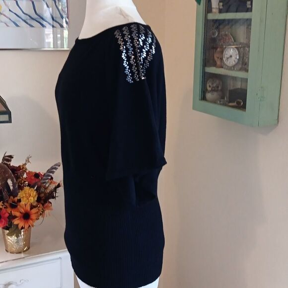 Cable & Gauge Soft Knit Sweater - Picture 4 of 11
